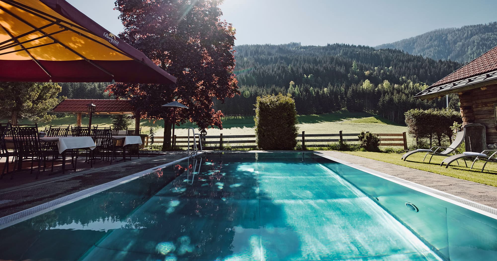 4-Sterne Hotel Bergzeit in Flachau mit Freischwimmbad